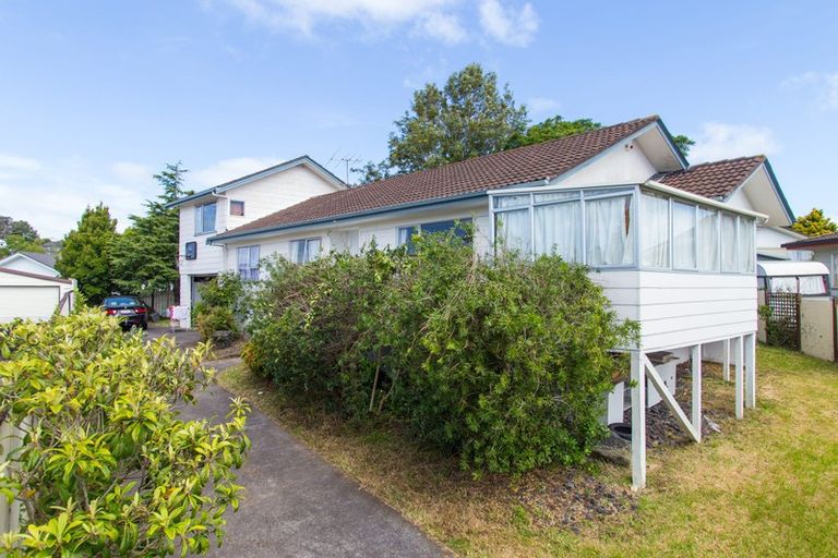 Photo of property in 13 Merida Place, Unsworth Heights, Auckland, 0632