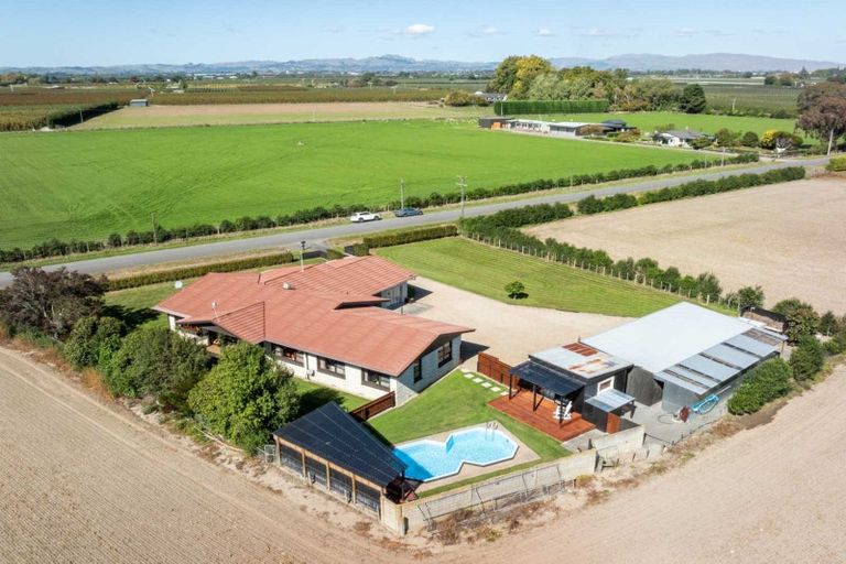 Photo of property in 31 Carrick Road, Twyford, Hastings, 4175