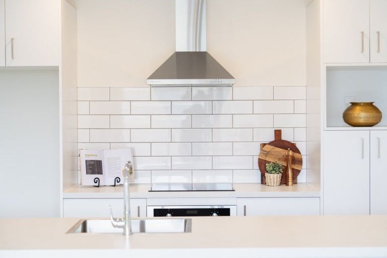 Photo of property in 100 Hagart-alexander Drive, Mosgiel, 9024