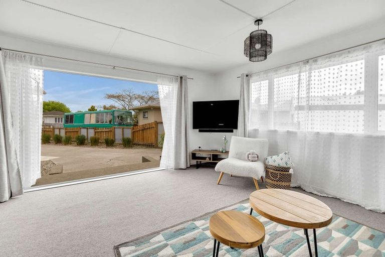 Photo of property in 22 Nottingham Avenue, Awapuni, Palmerston North, 4412
