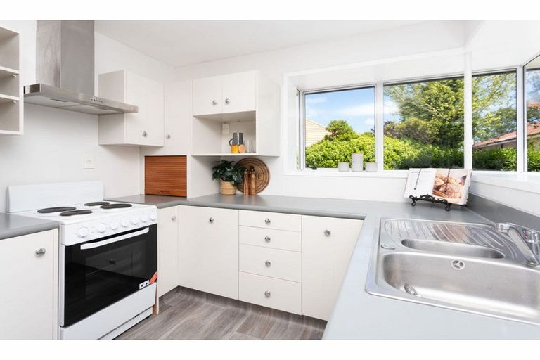 Photo of property in 546 Cranford Street, Papanui, Christchurch, 8052
