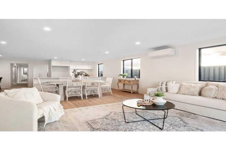 Photo of property in 81 Empire Crescent, Papamoa, 3118