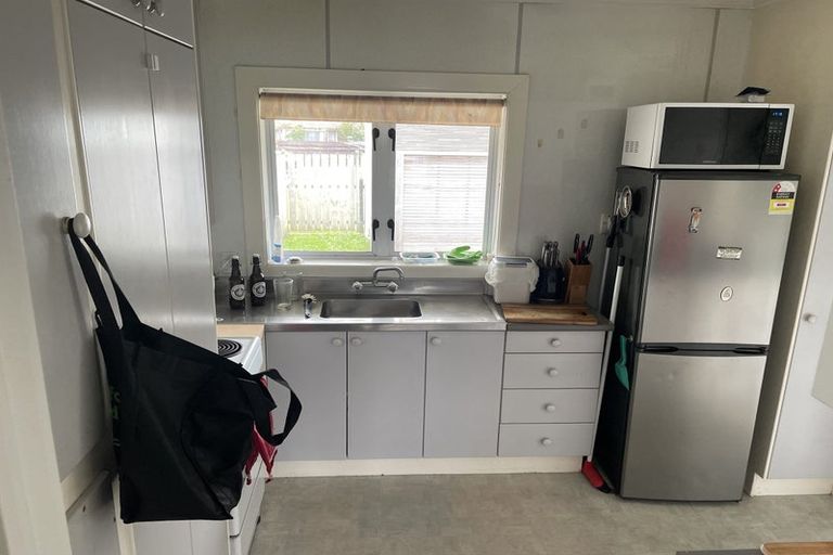 Photo of property in 1/6 Opaheke Road, Papakura, 2110