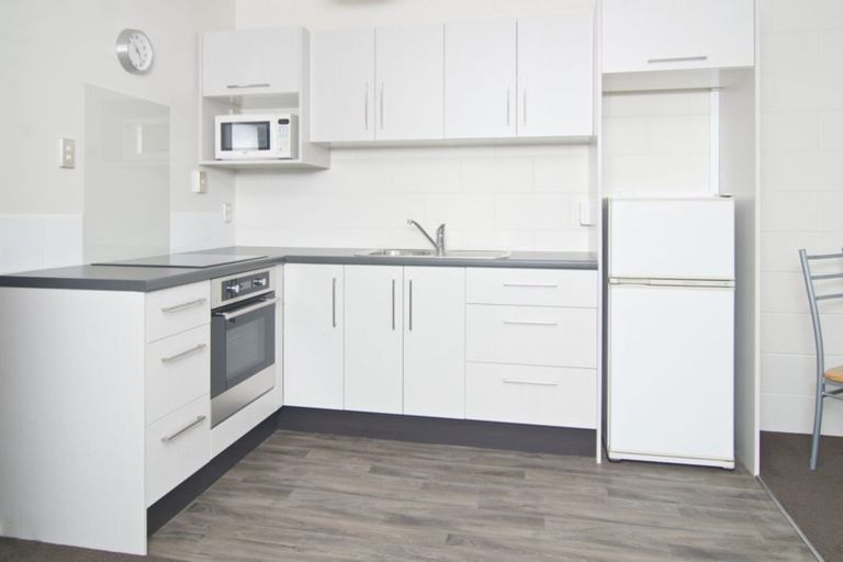 Photo of property in 31 Holly Road, St Albans, Christchurch, 8014