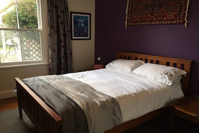 Photo of property in 35 Dublin Street, Martinborough, 5711