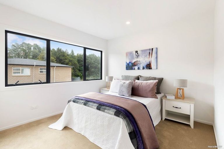 Photo of property in 9 Skanda Crescent, Flat Bush, Auckland, 2019