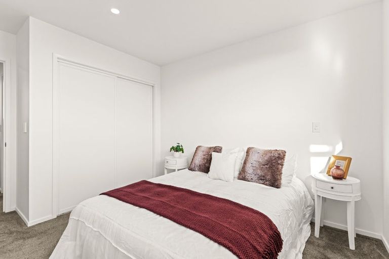 Photo of property in 12/231 Marine Parade, New Brighton, Christchurch, 8061