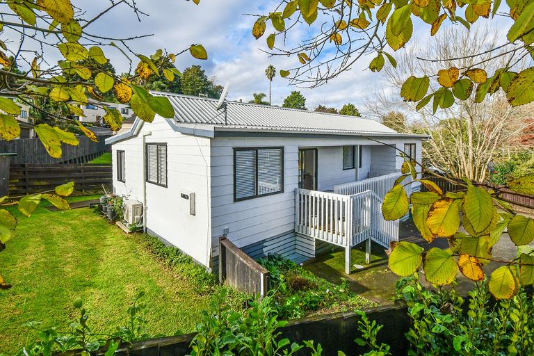 Photo of property in 11a Cape Road, Pukekohe, 2120