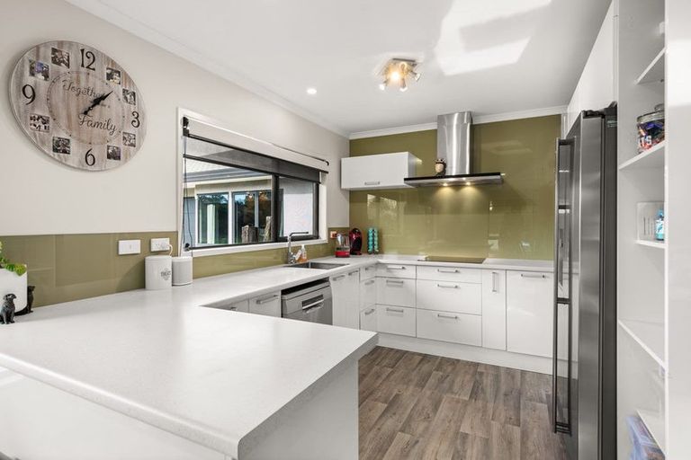 Photo of property in 74r Pyes Pa Road, Pyes Pa, Tauranga, 3112