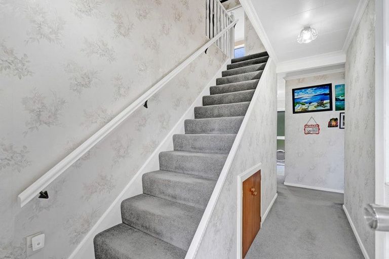 Photo of property in 4 Oswald Place, Stratford, 4332