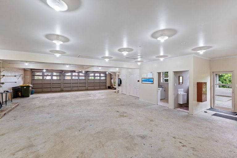 Photo of property in 331 Devon Street West, New Plymouth, 4310