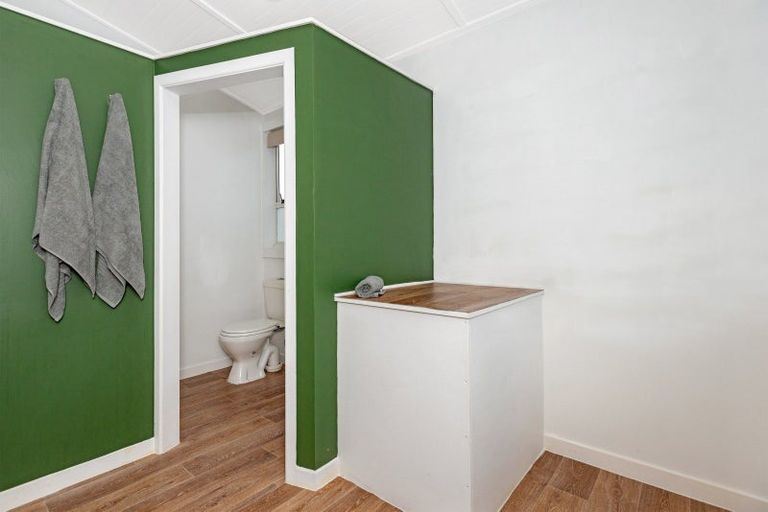 Photo of property in 33 Carnarvon Street, Gisborne, 4010