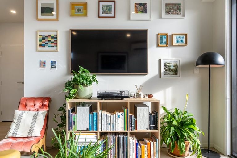 Photo of property in 201/2b Matatiki Street, Northcote, Auckland, 0627