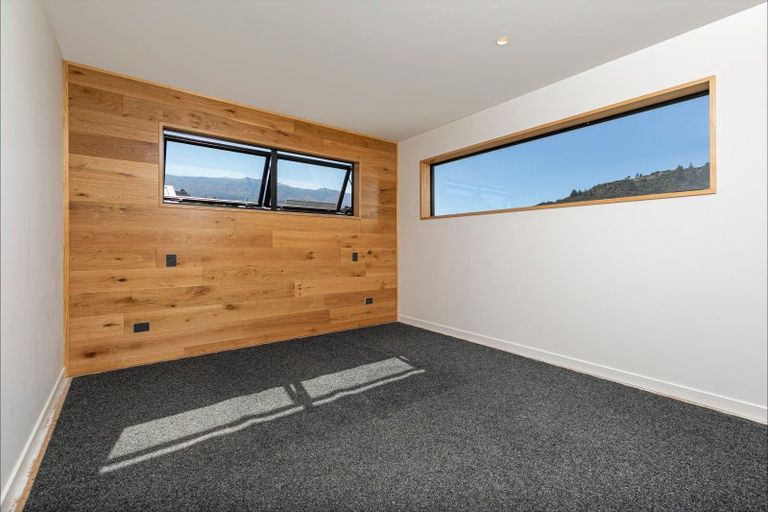Photo of property in 41 Mount Linton Avenue, Wanaka, 9305