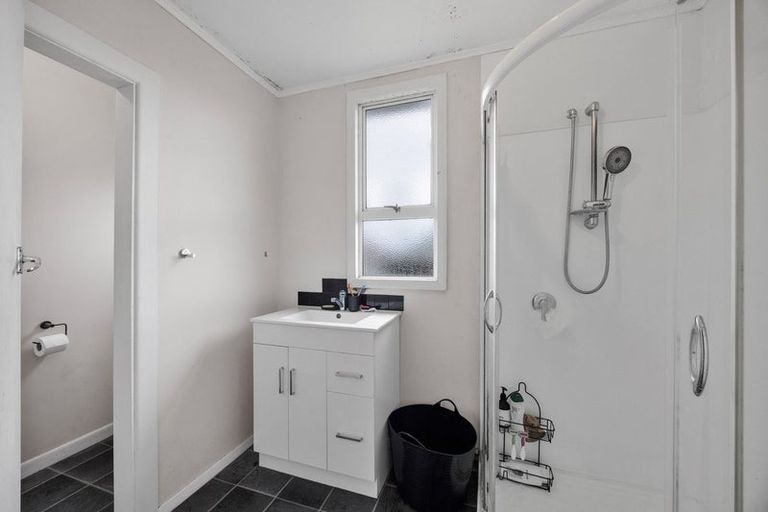 Photo of property in 18 Hunter Street, Normanby, Hawera, 4614