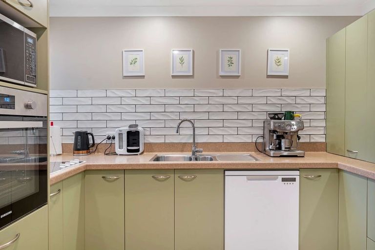 Photo of property in 4 Charles Close, Springvale, Whanganui, 4501