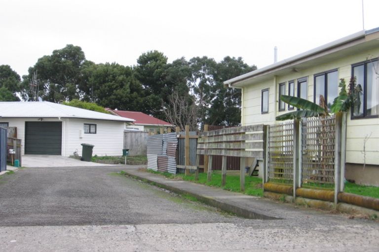 Photo of property in 97 Hillcrest Drive, Kelvin Grove, Palmerston North, 4414