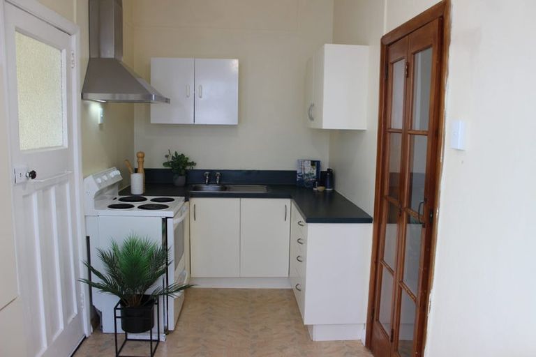 Photo of property in 36 Lyndhurst Street, Takaro, Palmerston North, 4412