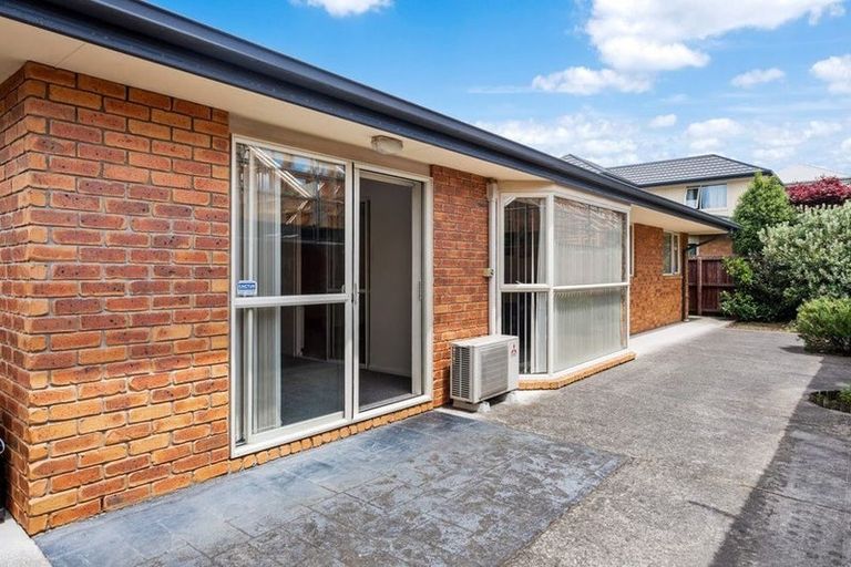 Photo of property in 29a Division Street, Riccarton, Christchurch, 8041