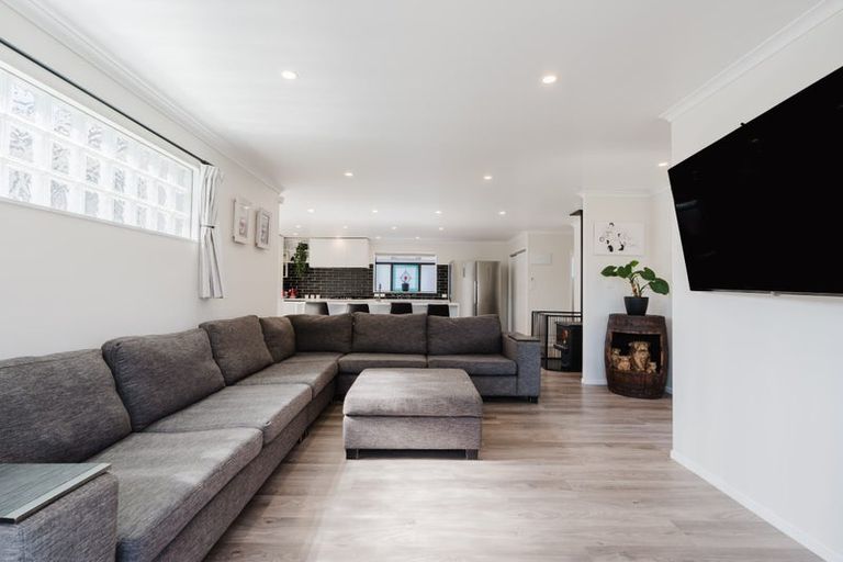 Photo of property in 18 Jasmine Avenue, Dinsdale, Hamilton, 3204