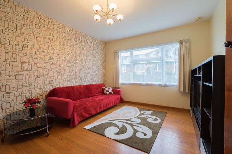 Photo of property in 11 Mortlake Street, Islington, Christchurch, 8042