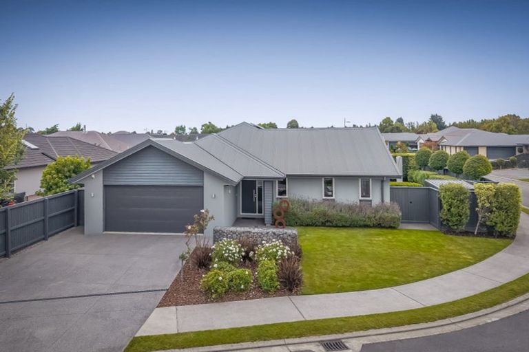 Photo of property in 18 Wallace Crescent, Prebbleton, 7604