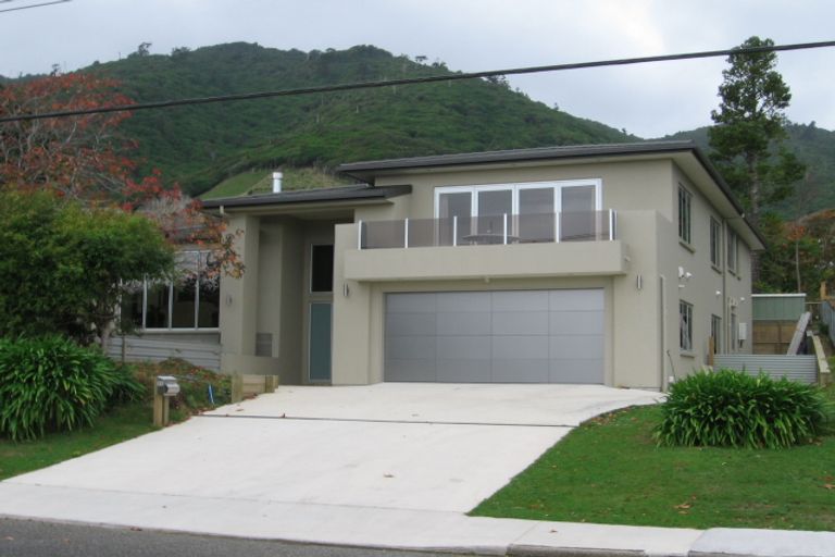Photo of property in 71a&b Winara Avenue, Waikanae, 5036
