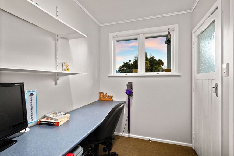 Photo of property in 112 Rathgar Road, Henderson, Auckland, 0610