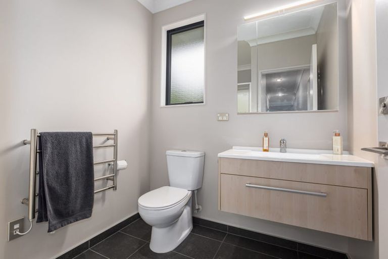 Photo of property in 114 Navigation Drive, Whitby, Porirua, 5024