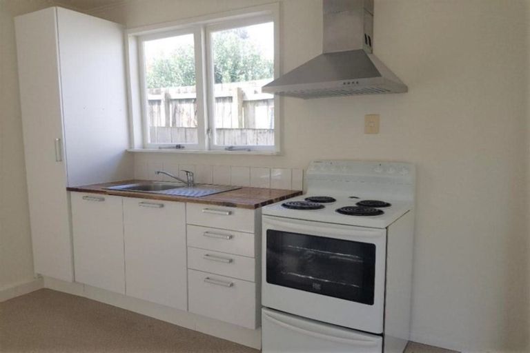 Photo of property in 10a Blease Street, New Lynn, Auckland, 0600