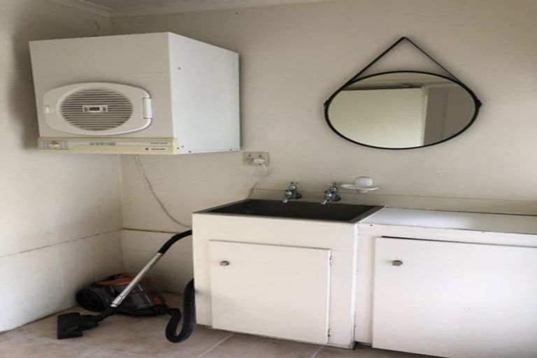 Photo of property in 105 Sunrise Avenue, Murrays Bay, Auckland, 0630