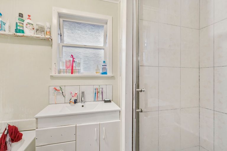 Photo of property in 7 Lynette Place, Mangere, Auckland, 2022