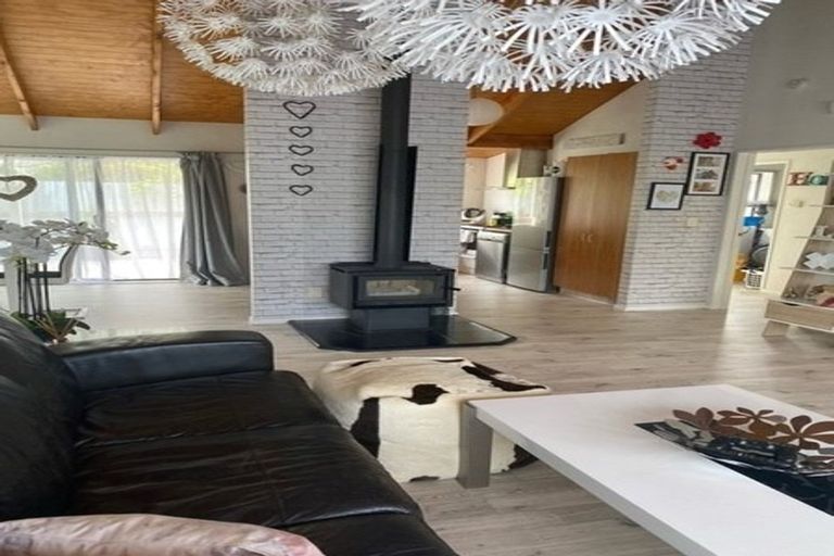 Photo of property in 10 Ted Harpur Place, Onekawa, Napier, 4110