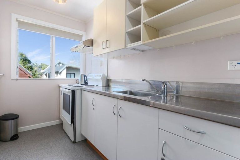 Photo of property in 62 Saint Andrews Road, Havelock North, 4130