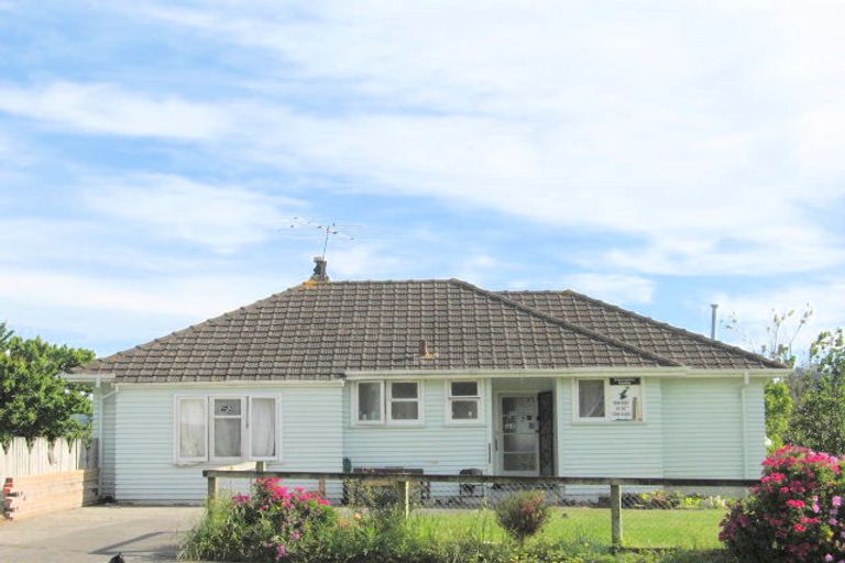 Photo of property in 10 Cambridge Terrace, Kaiti, Gisborne, 4010