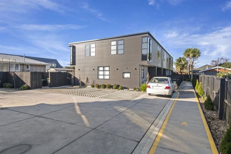 Photo of property in 8/68 Barbour Street, Waltham, Christchurch, 8011