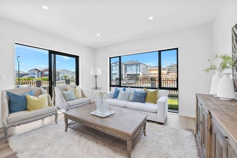 Photo of property in 4 Drumaness Road, Flat Bush, Auckland, 2019