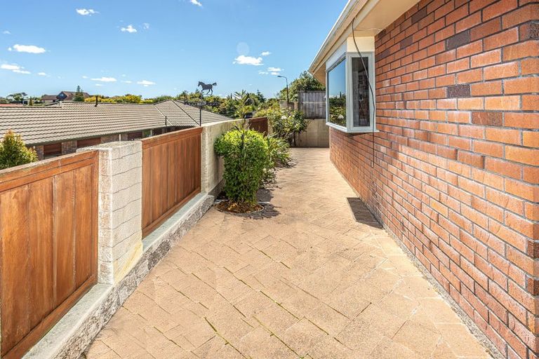 Photo of property in 11 Gumtree Rise, Otamatea, Whanganui, 4500