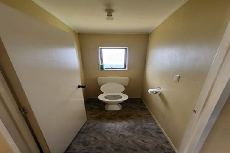 Photo of property in 2/43 Station Road, Takanini, 2112