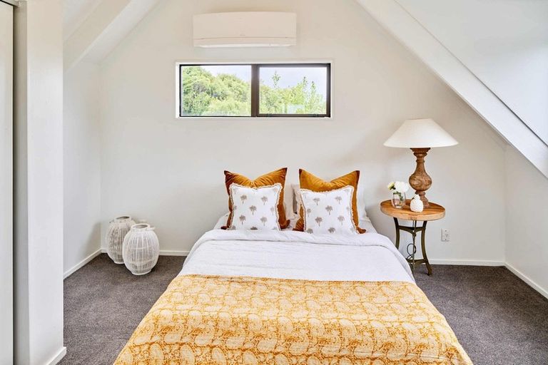 Photo of property in 63 Omapere Street, Whitby, Porirua, 5024