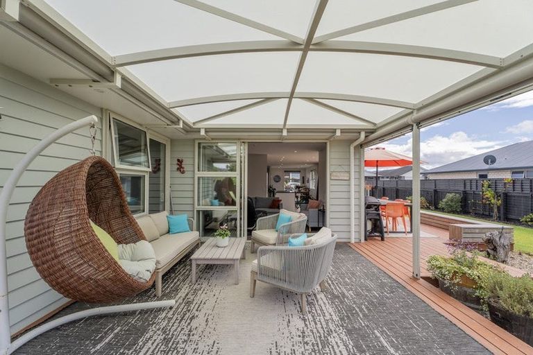 Photo of property in 106 Kupe Drive, Whitianga, 3510