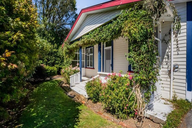 Photo of property in 25 Portia Street, Stratford, 4332