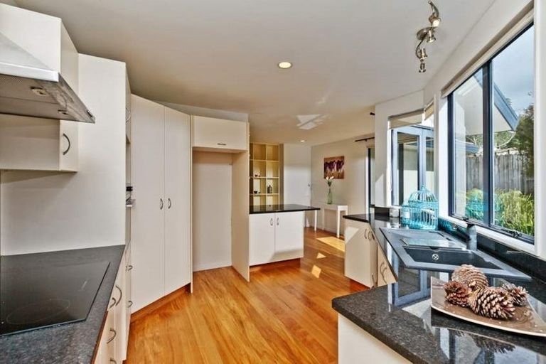 Photo of property in 54 Bushlands Park Drive, Albany, Auckland, 0632