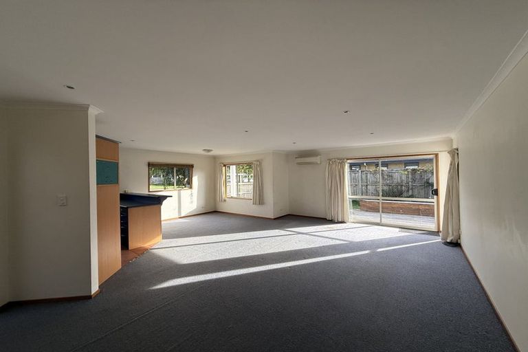 Photo of property in 42 Meadowstone Drive, Wanaka, 9305