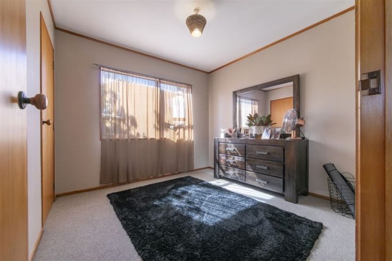 Photo of property in 57 Marellen Drive, Red Beach, 0932