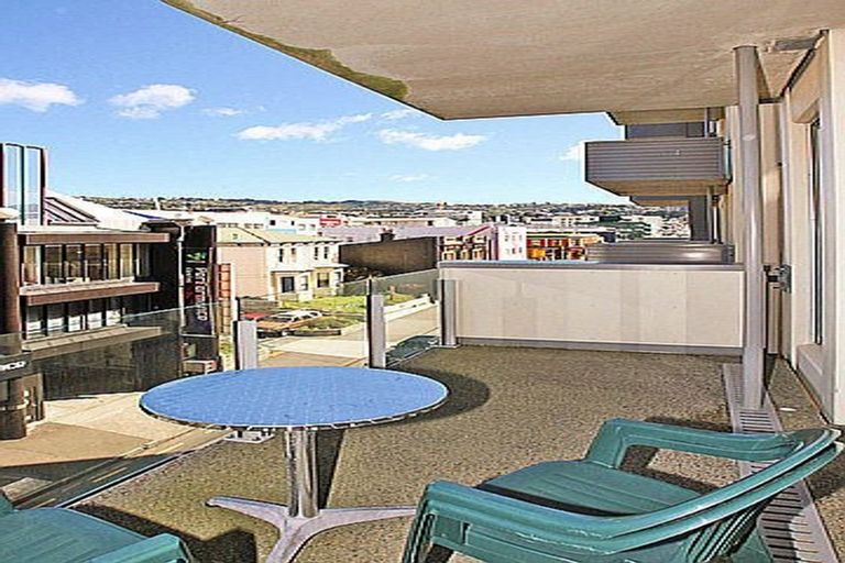 Photo of property in Trinity Apartments, 406/19 College Street, Te Aro, Wellington, 6011