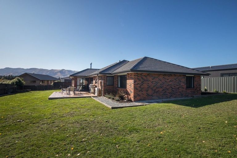 Photo of property in 26 Alice Burn Drive, Luggate, Cromwell, 9383