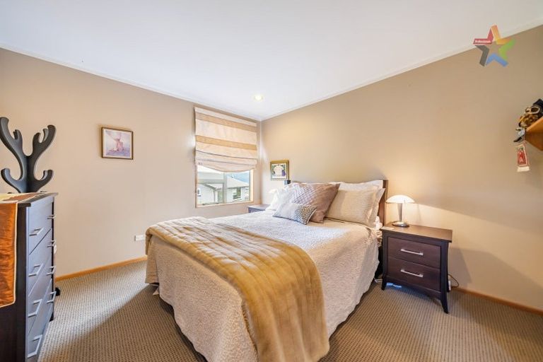 Photo of property in 81 Normandale Road, Normandale, Lower Hutt, 5010