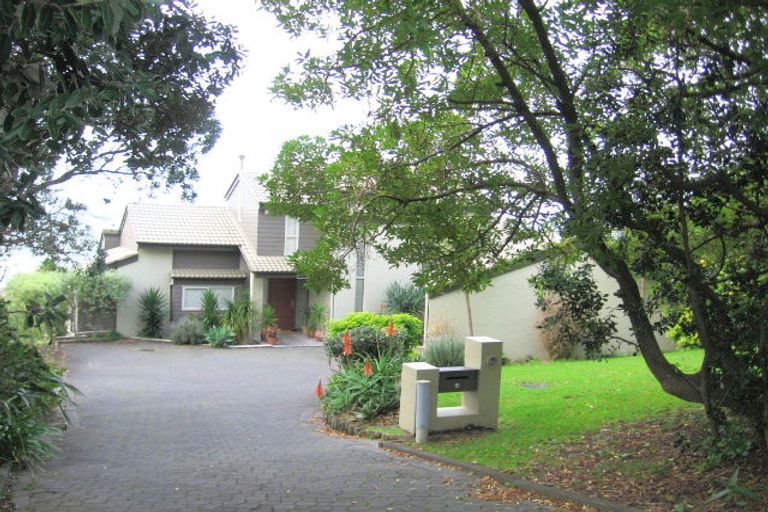 Photo of property in 24 Whitby Crescent, Mairangi Bay, Auckland, 0630