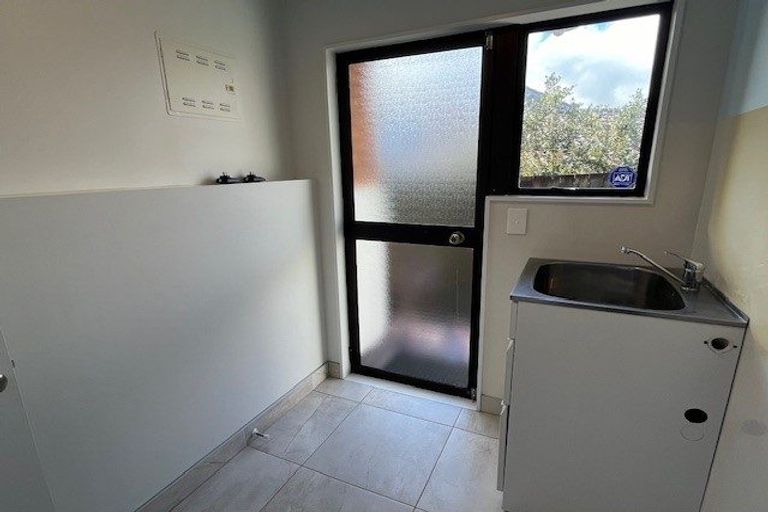 Photo of property in 2/170 Bucklands Beach Road, Bucklands Beach, Auckland, 2012